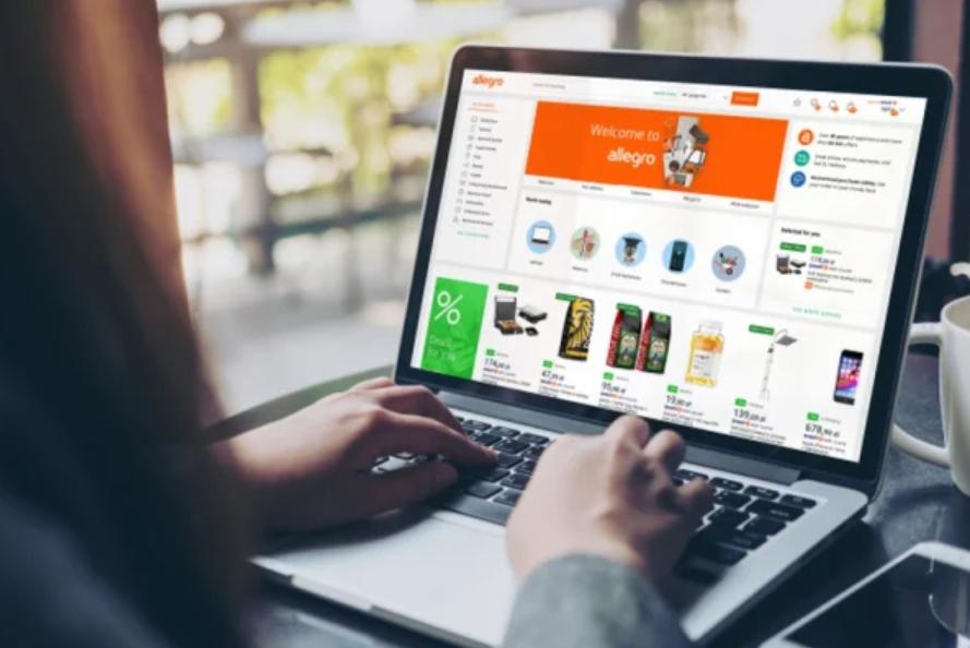 Shopping on a Polish store online